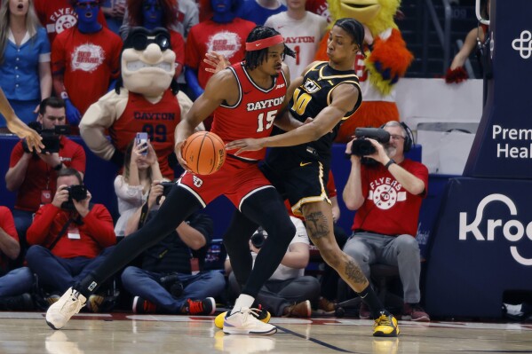 NCAA College Basketball Rankings AP Top 25 Basketball Poll AP News
